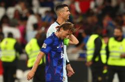 开云体育APP下载-曼联碾压希腊，莫德里奇高光表现的简单介绍