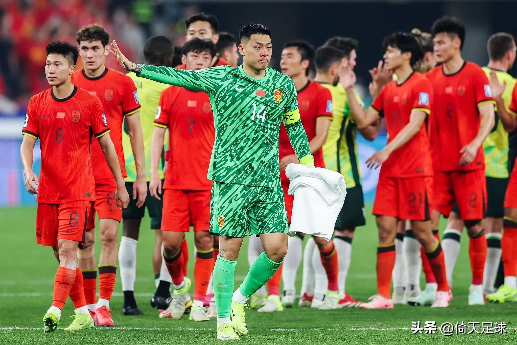 中国足球职业联赛焦点：争夺冠军席位激烈的简单介绍