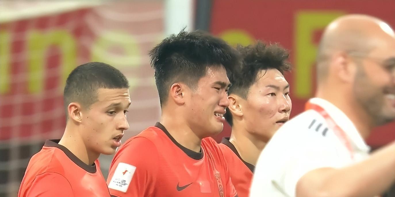 关于十国杯比赛精彩纷呈，球员们实力强劲的信息